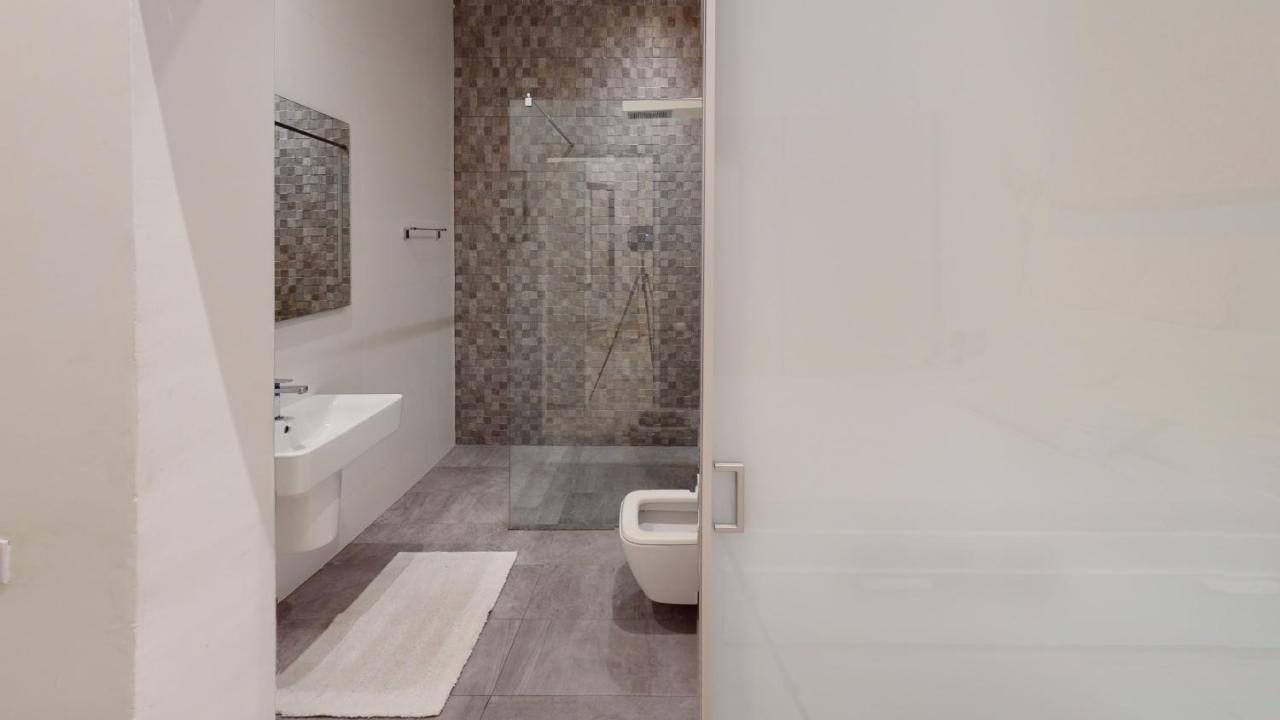 Spacious 3 Bedroom Maisonette سليمة المظهر الخارجي الصورة