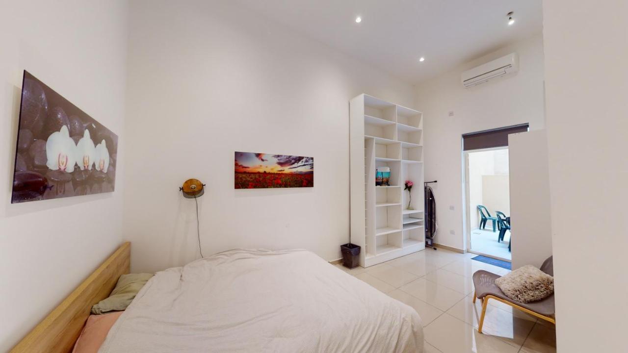 Spacious 3 Bedroom Maisonette سليمة المظهر الخارجي الصورة