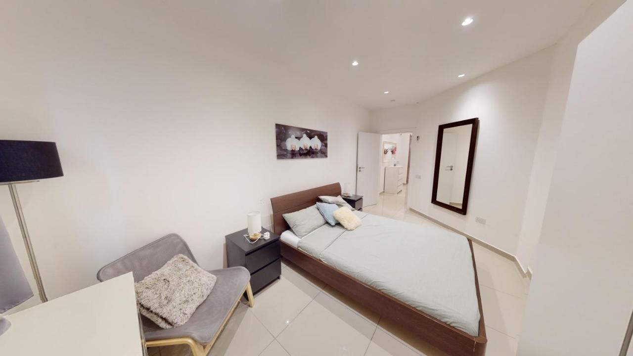 Spacious 3 Bedroom Maisonette سليمة المظهر الخارجي الصورة